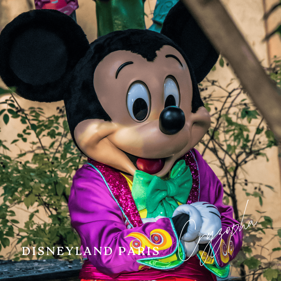 Orange Minimalist Photo Polaroid Hello Autumn Instagram Post (14)